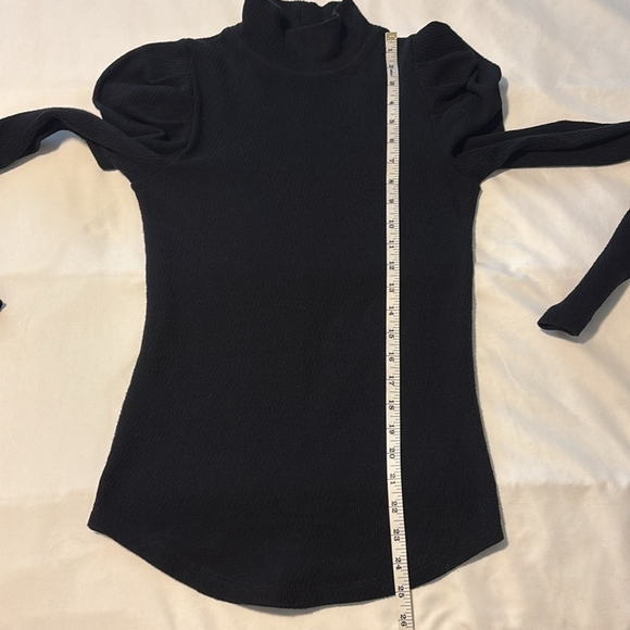 FREE PEOPLE Tattooed Heart Top Mock neck long sleeves puff sleeves black small - Picture 10 of 12